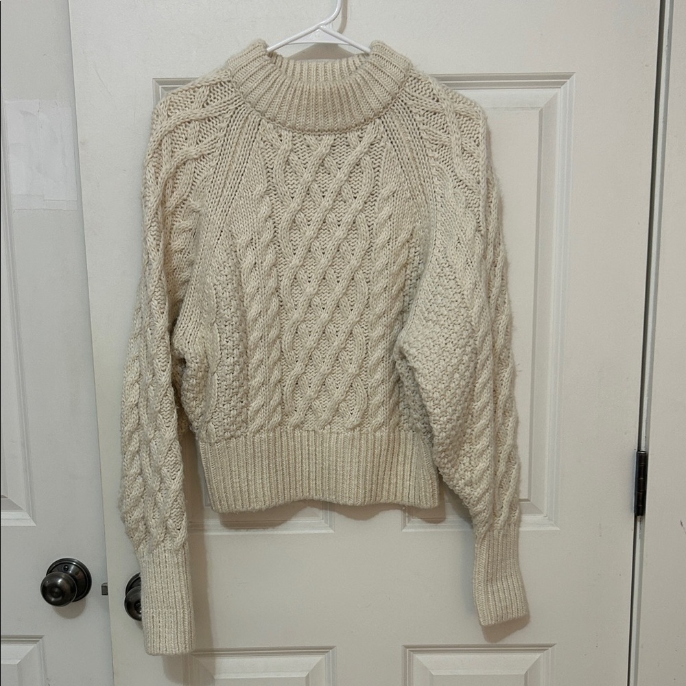 H&M Cable Knit Sweater size small cream wool blend